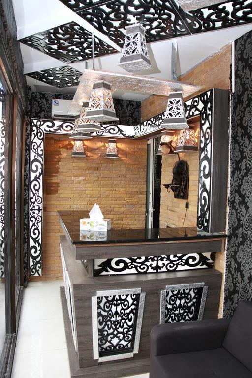 Harrys Suite Hotel Bangkok Dış mekan fotoğraf