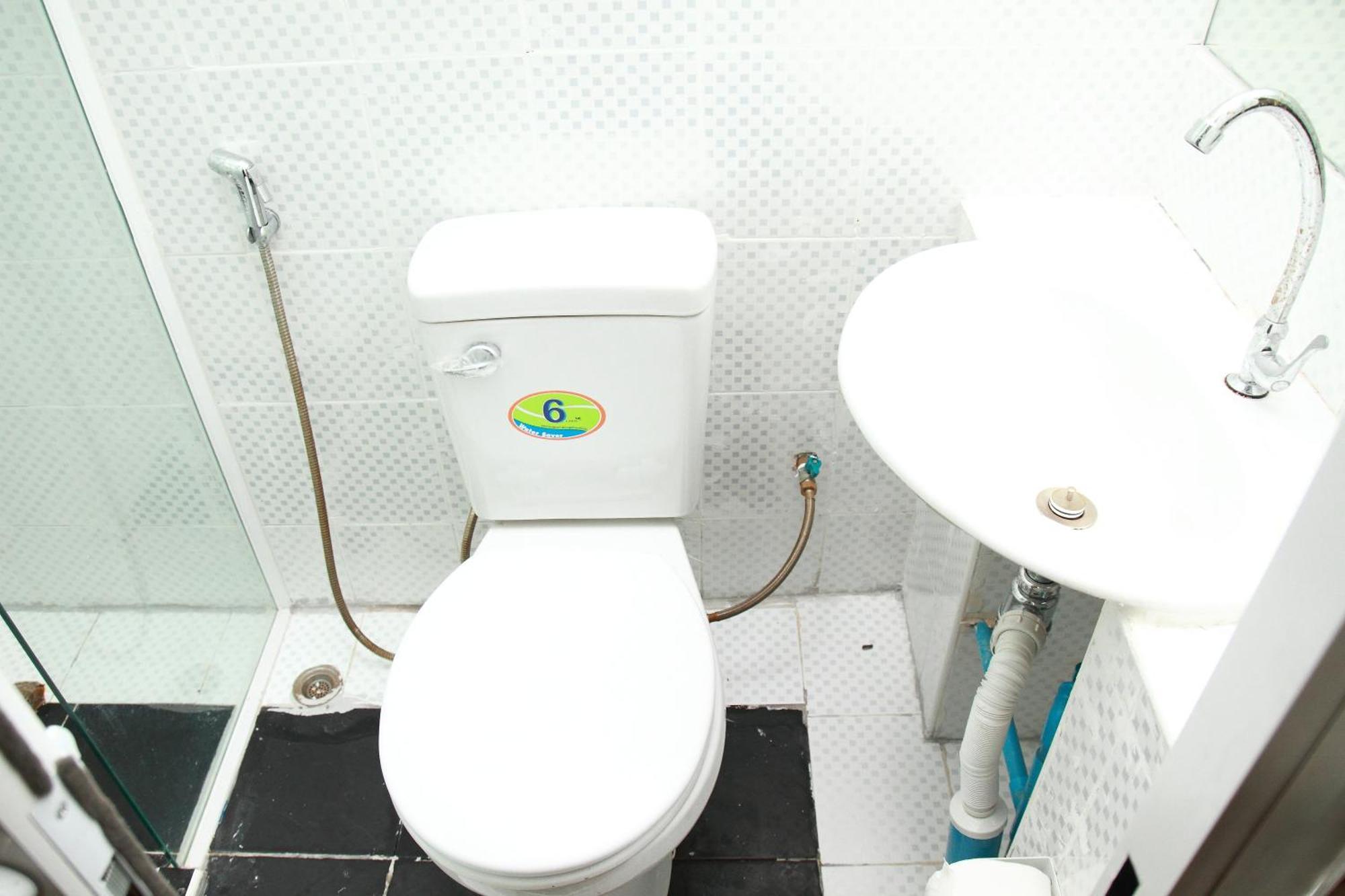 Harrys Suite Hotel Bangkok Dış mekan fotoğraf