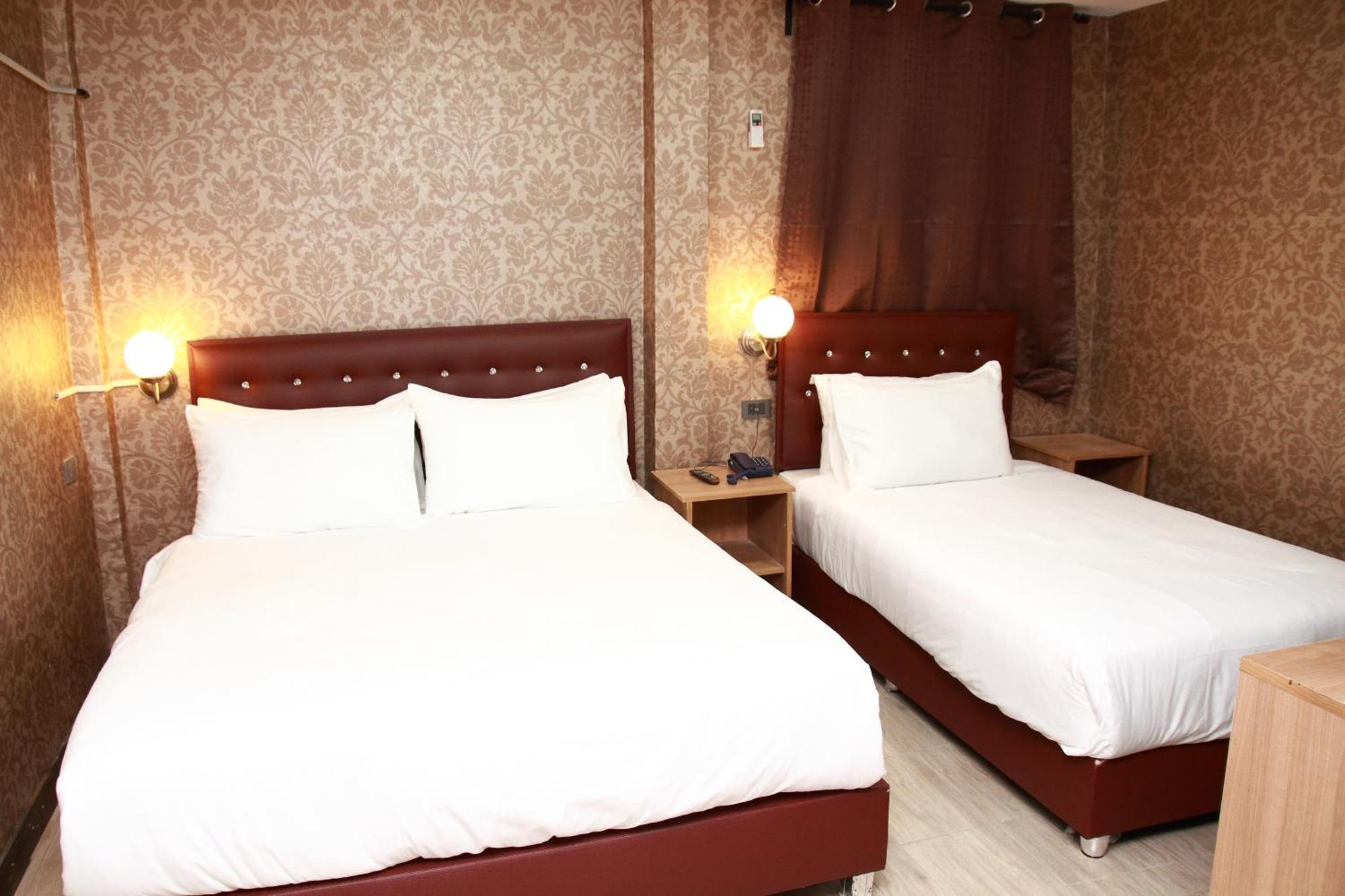 Harrys Suite Hotel Bangkok Dış mekan fotoğraf